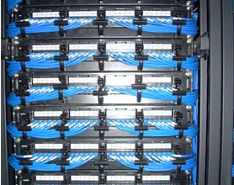 工具推荐类：对比评测常用建站工具
